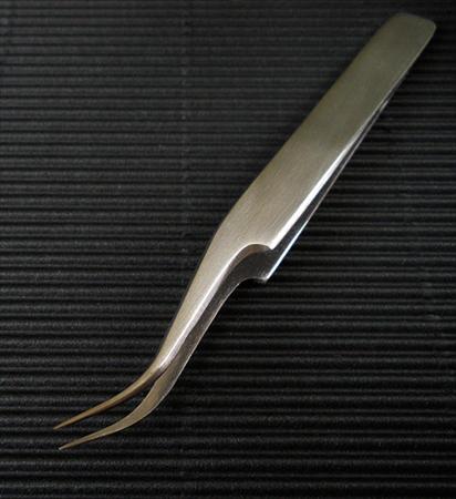 Vallejo Hobby Tools - Curved Tip Stainless Steel Tweezers